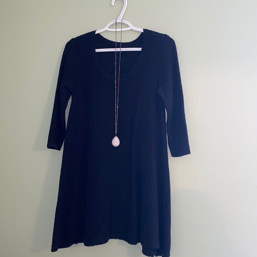 5/$25 American eagle black sweater dress 3/4 sleeves size large